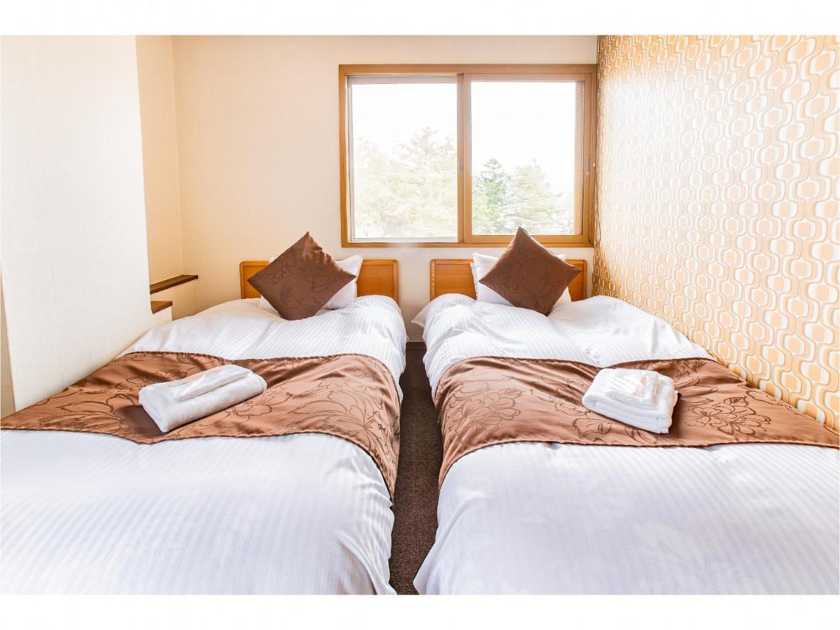 Nomad Hakuba Bed and Breakfast Exteriör bild