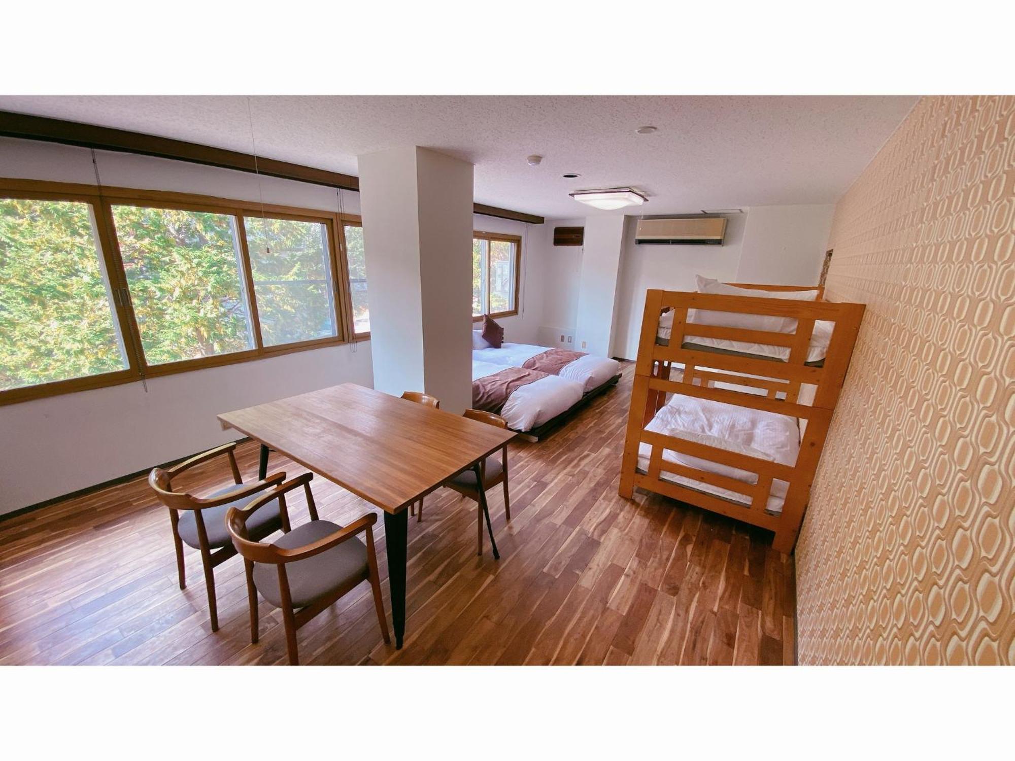 Nomad Hakuba Bed and Breakfast Exteriör bild